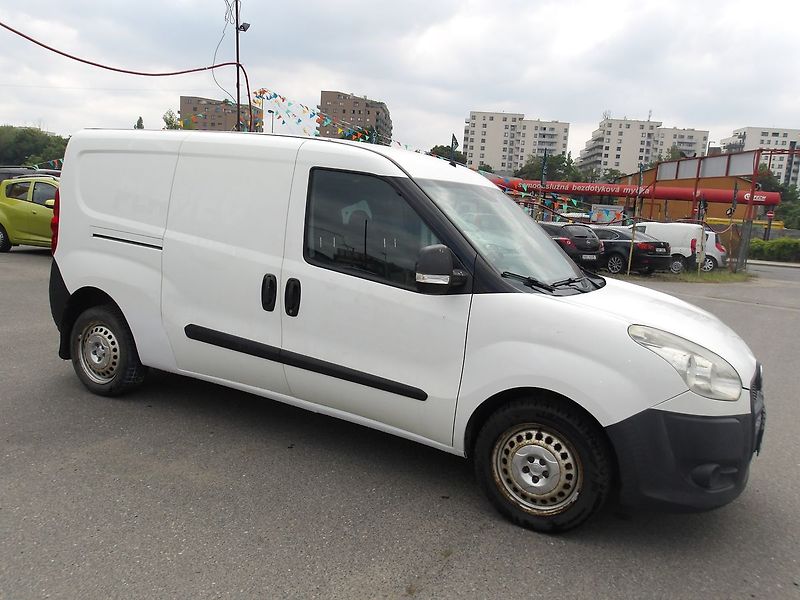 Fiat Dobló cargo 1,4i ČR ! 1.MAJ.! -21%DPH !!! - fotka 7 z 32