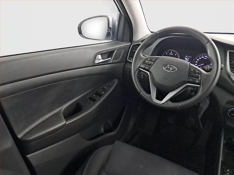 Hyundai Tucson (2016) 1.7 CRDi, Serv.kniha, Tempomat - fotka 7 z 19