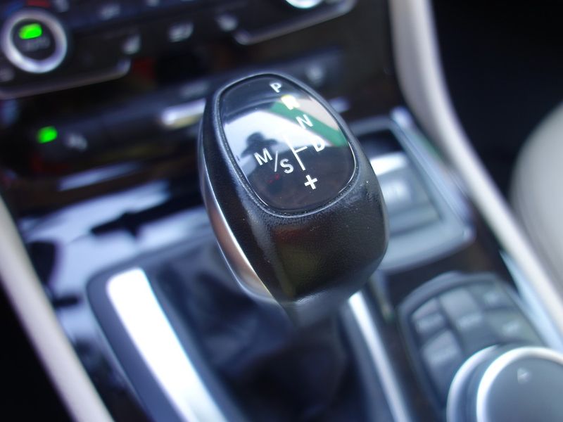 BMW Řada 2 (2015) 225i*X-DRIVE*ACTIVE*TOURER*CZ - fotka 23 z 46