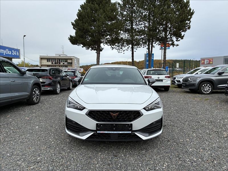 Cupra Leon 2,0 TSI 221 KW - fotka 4 z 29