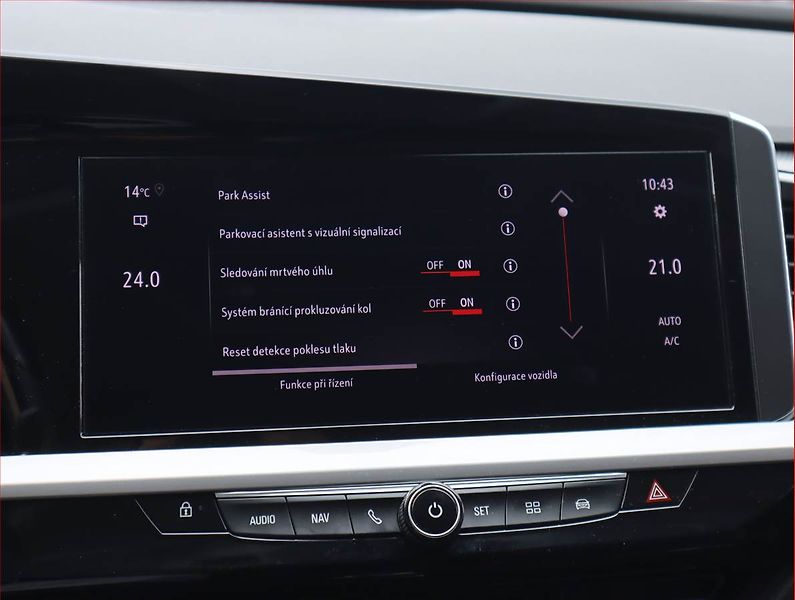 Opel Grandland X (2023) 1.2 Turbo - fotka 20 z 23