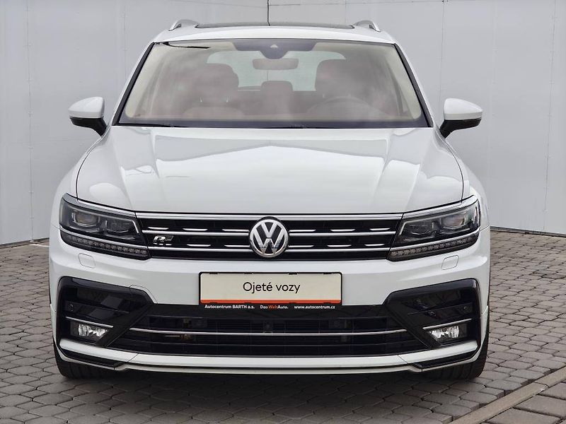 Volkswagen Tiguan R-Line Highline 4Motion DSG 2, - fotka 4 z 30