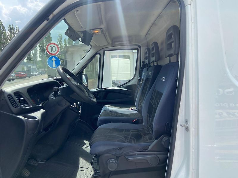 Iveco Daily (2019) 35S16, Euro 6 - fotka 13 z 18