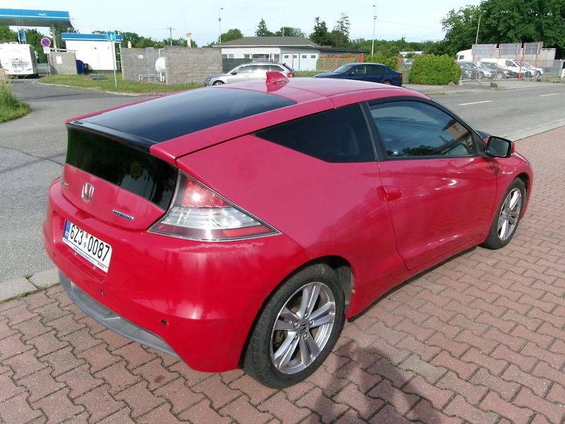 Honda CR-Z (2011) 1,5i VTEC HYBRID AC ALU - fotka 5 z 25