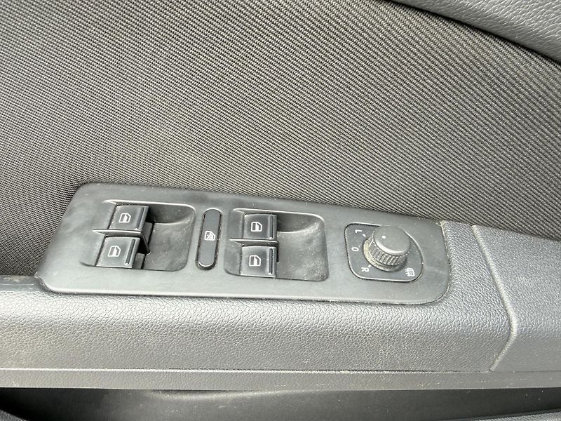 Škoda Superb 2.0 TDi 103kw  - fotka 21 z 29