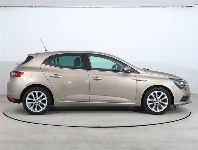 Renault Mégane (2016) 1.2 TCe, Serv.kniha - fotka 6 z 22