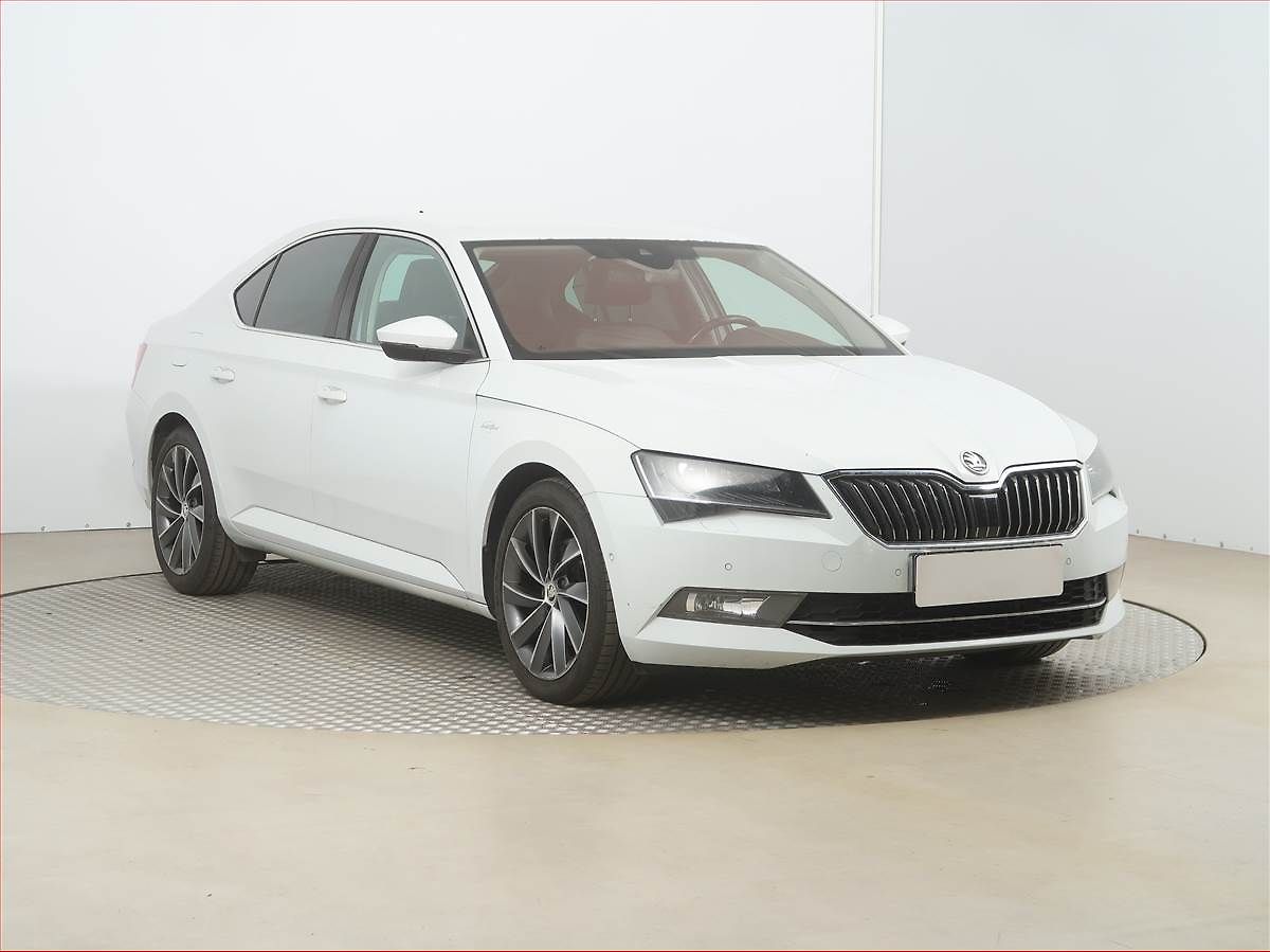 Škoda Superb 2.0 TDI, Automat, Kůže, Navi