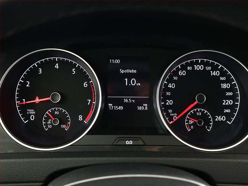 Volkswagen Golf (2019) Comfortline 1.5 TSI - fotka 9 z 13