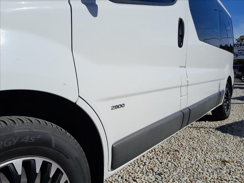 Opel Vivaro 2.0 CDTI  9.MÍST - fotka 13 z 44