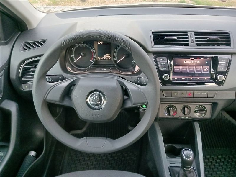 Škoda Fabia 1,0 III FC ACT, 1 Majitel - fotka 11 z 24
