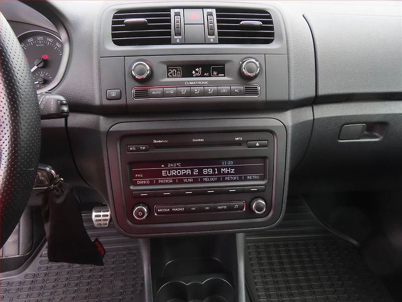 Škoda Fabia (2012) Monte Carlo 1.2 TSI - fotka 12 z 17