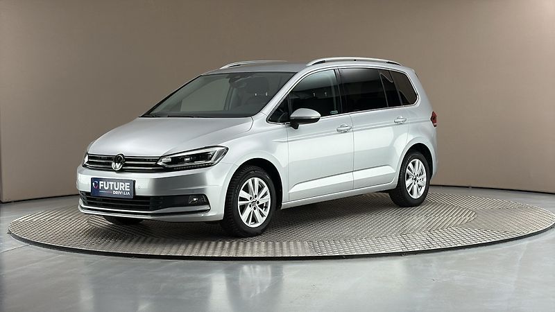 Volkswagen Touran 2.0 TDI DSG Highline - fotka 1 z 26