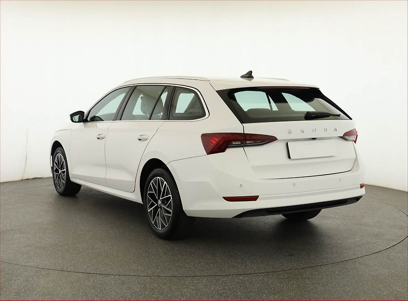 Škoda Octavia (2020) Style 2.0 TDI, Serv.kniha - fotka 4 z 17