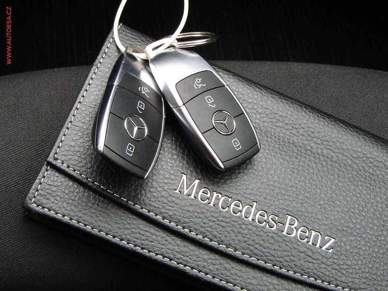 Mercedes-Benz Třídy C (2021) 1.6 d C 200 d, AT, LED, park - fotka 24 z 24