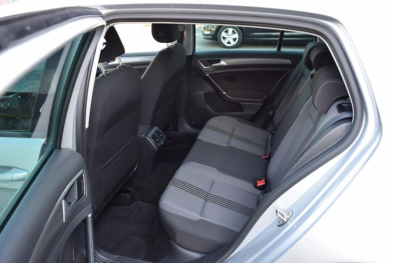 Volkswagen Golf (2016) 1.4TSI 92kw CLBMT WEBAS TAŽNÉ - fotka 15 z 50