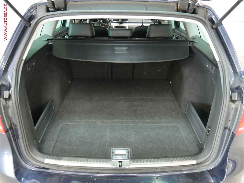 Volkswagen Passat (2011) 2.0 TDI, STK2/28 - fotka 7 z 24