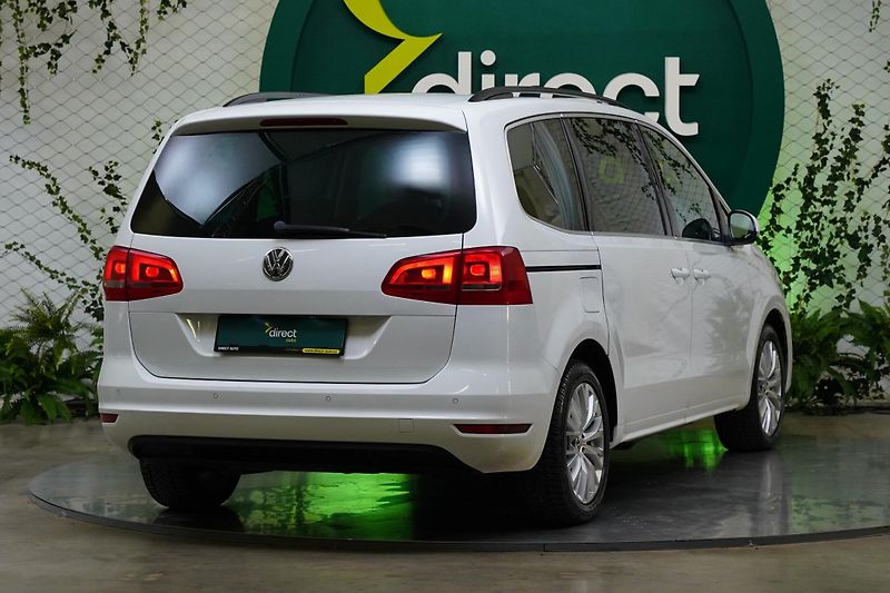 Volkswagen Sharan - fotka 2 z 28