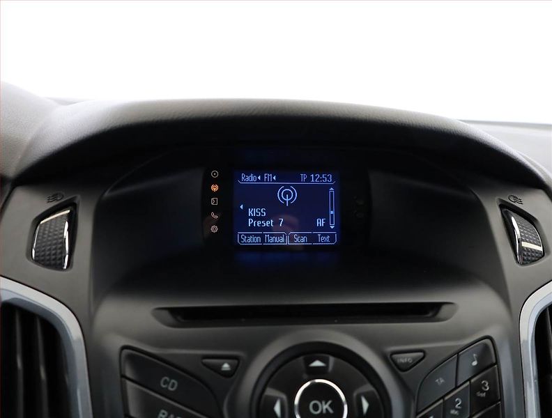 Ford Focus (2011) 1.6 TDCi, po STK, oblíbený vůz - fotka 12 z 17