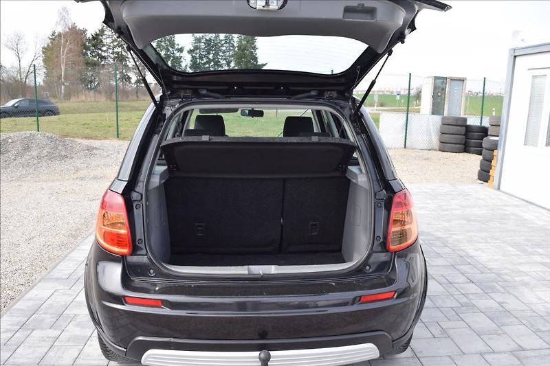 Suzuki SX4 1,6 I 79KW 4X4 TAŽNÉ VÝHŘEV - fotka 24 z 48