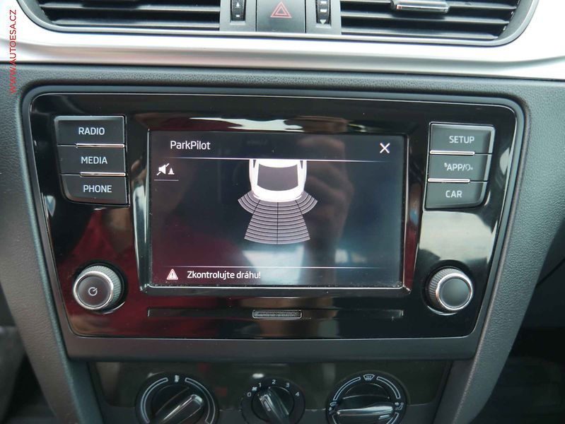 Škoda Rapid (2019) 1.0TSi, ČR, Ambition - fotka 12 z 15