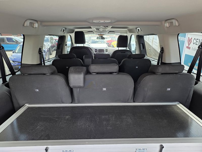 Toyota ProAce Verso 2.0-FAMILY-130kw-8míst - fotka 14 z 17