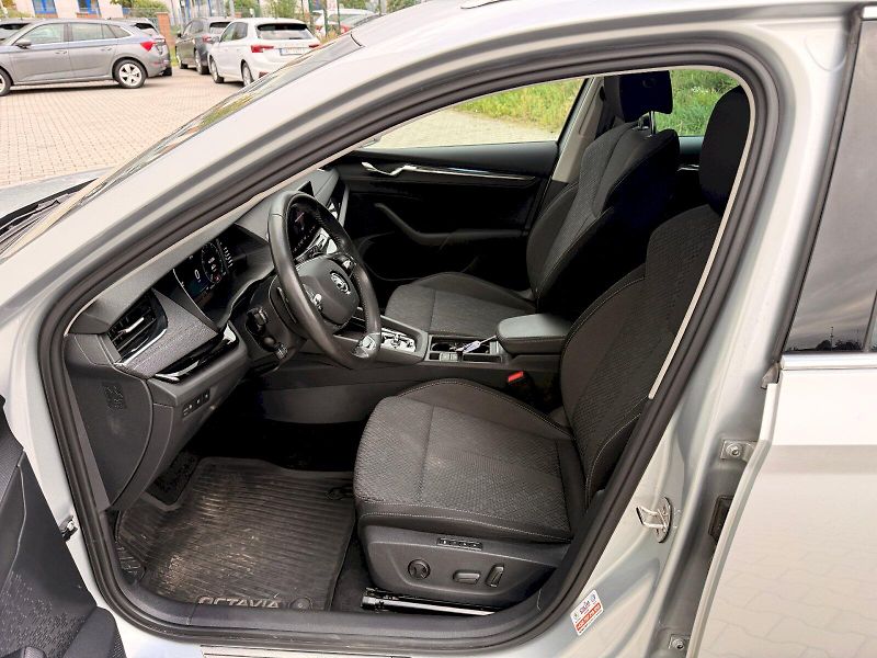 Škoda Octavia (2022) COM STY TS 4X4 140/2.0 A7F - fotka 18 z 35