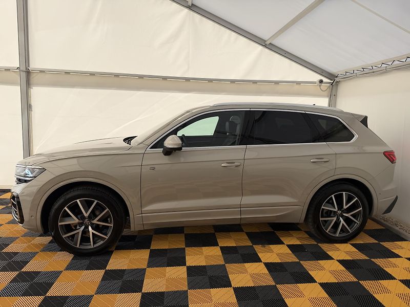 Volkswagen Touareg 3.0Tdi*210kw*1-MAJ*DPH*R-Line* - fotka 4 z 50