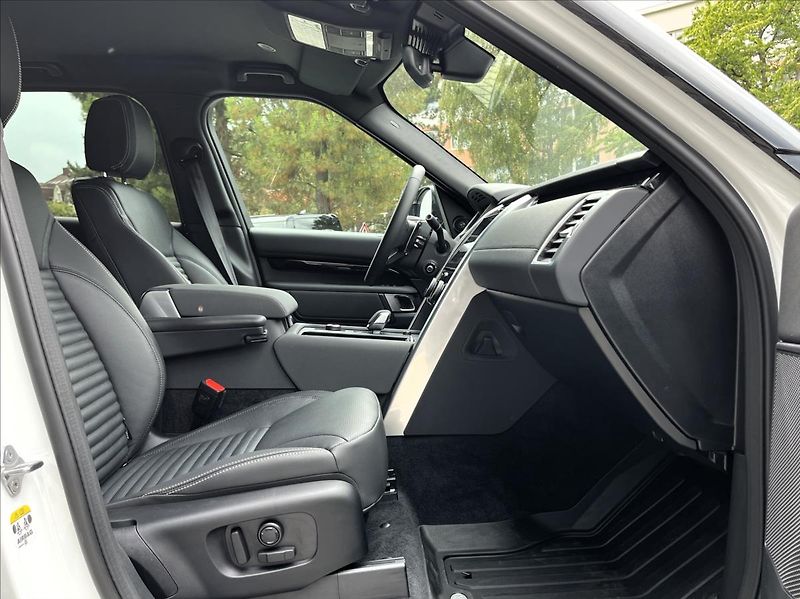 Land Rover Discovery 3,0 D250 S AWD* - fotka 26 z 27