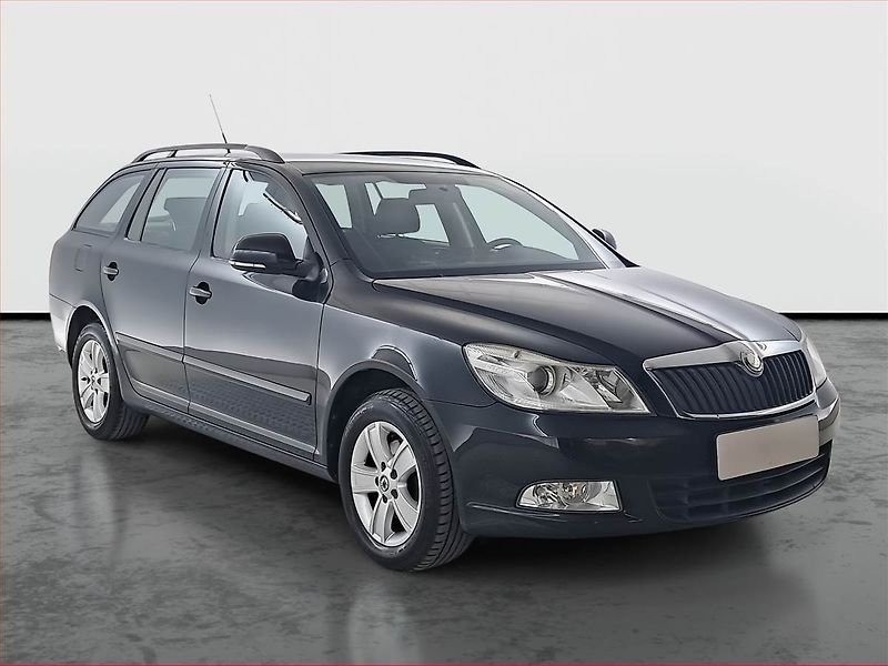 Škoda Octavia (2010) 1.6 TDI, po STK, Tažné - fotografie inzerátu