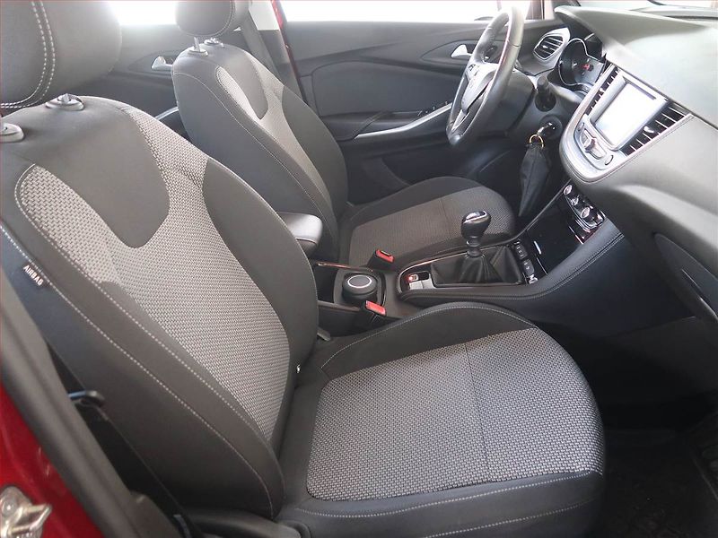 Opel Grandland X (2021) 1.2 Turbo, Serv.kniha - fotka 9 z 16
