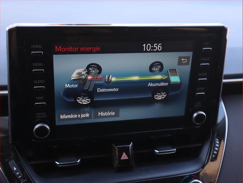 Toyota Corolla (2022) Comfort 1.8 Hybrid, Automat - fotka 20 z 21