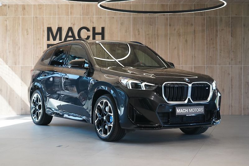 BMW X1 M35i xDrive, Panorama, Head-up - fotka 4 z 50