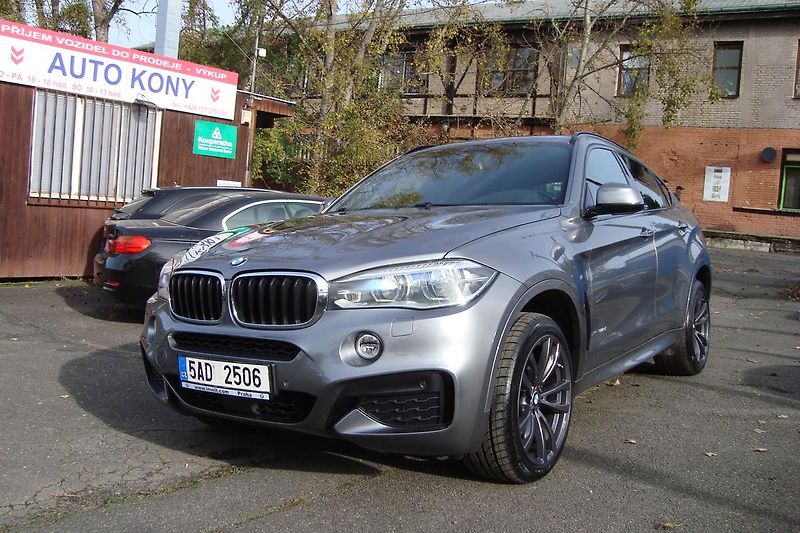 BMW X6 (2015) Xdrive,3.0d,M-Paket,ČR,1.Maj. - fotka 91 z 94