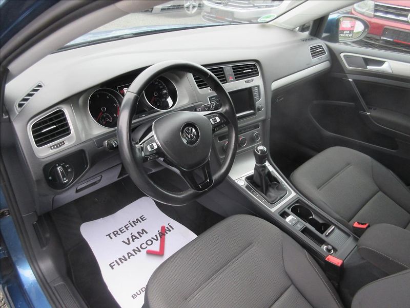 Volkswagen Golf 2,0 TDI 110kW Xenon Comfortlin - fotka 6 z 17