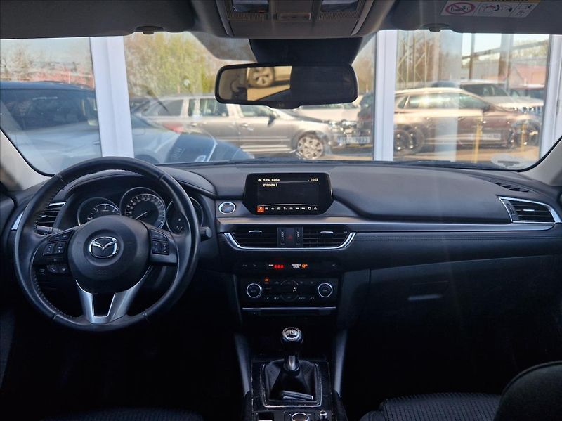 Mazda 6 2,2 Skyactiv-D, HEZKYNAJEZD - fotka 18 z 28
