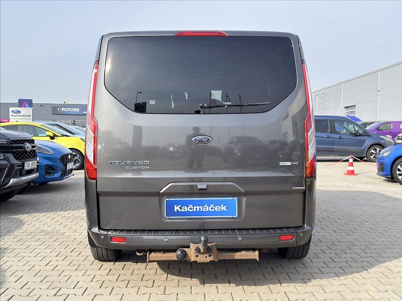 Ford Tourneo Custom 2,0 EcoBlue 136kW TitaniumX L1 - fotka 4 z 22