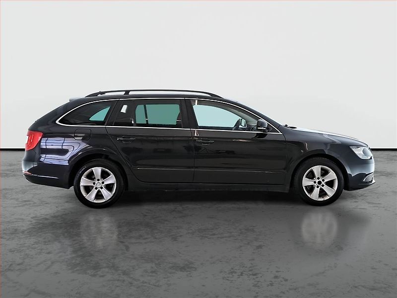 Škoda Superb (2014) Ambition 2.0 TDI, Serv.kniha - fotka 6 z 27