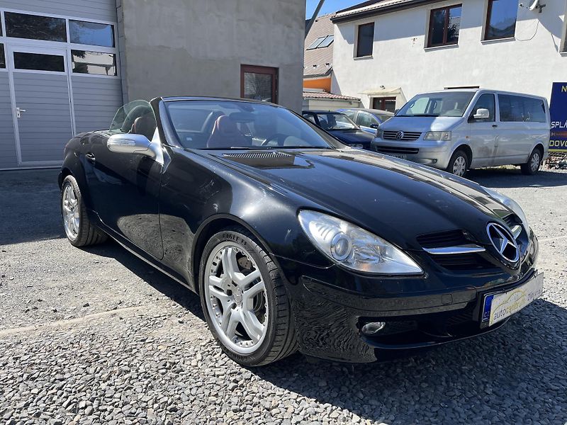 Mercedes-Benz SLK (2005) 350 V6 200 Kw AMG paket ČR!!! - fotka 12 z 18