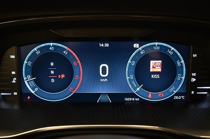 Škoda Octavia 2,0 TDI 110kW DSG VIRTUAL NAVI - fotka 16 z 30