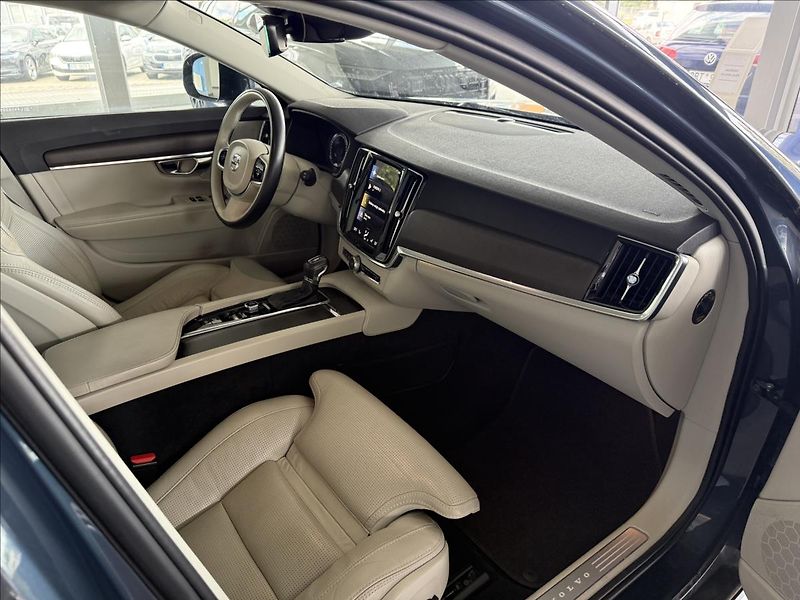 Volvo V90 2,0   173kW,CROSSCOUNTRY,SERVI - fotka 8 z 35