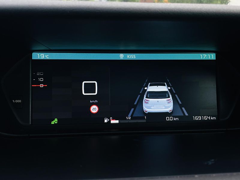 Citroën Grand C4 Picasso 2.0HDi MAN 7MÍST KAMERA TAŽNÉ - fotka 42 z 45