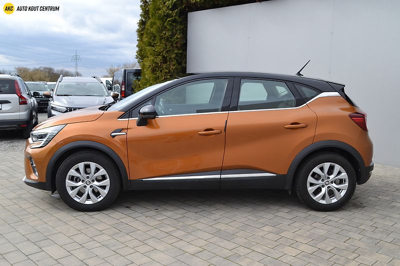 Renault Captur Intens E-TECH HYBRID 145 - fotka 2 z 45