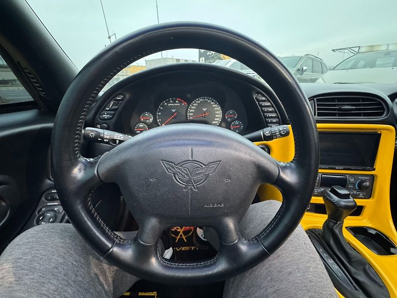 Chevrolet Corvette (2001) C5 TARGA LS1 5,7L V8 261KW DPH - fotka 28 z 50
