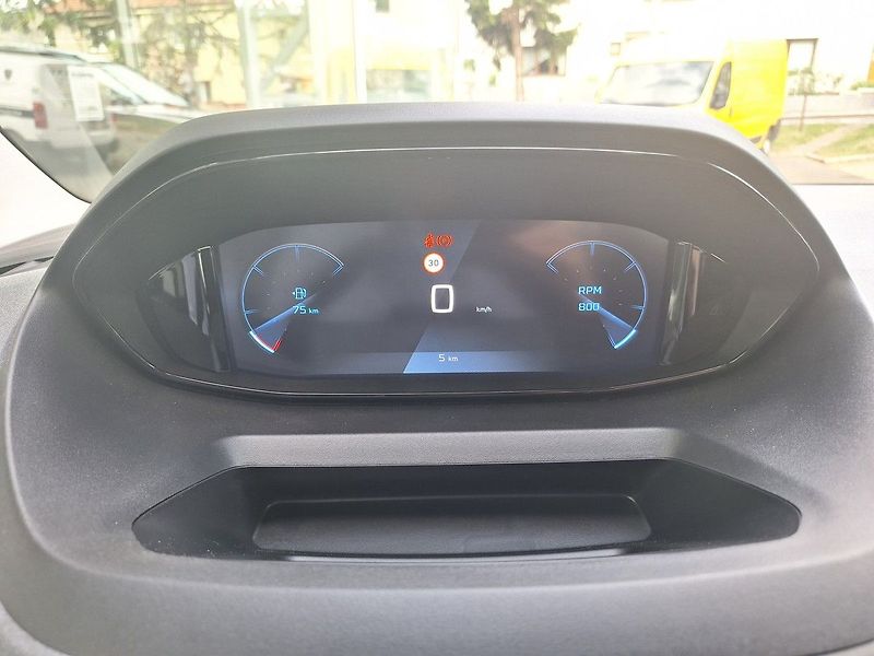 Peugeot Rifter (2026) ALLURE TURBO 110k MAN6 - fotka 15 z 23