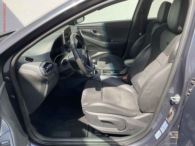 Hyundai i30 (2022) 1.5T-GDi, N-Line, kůže, LED - fotka 9 z 19