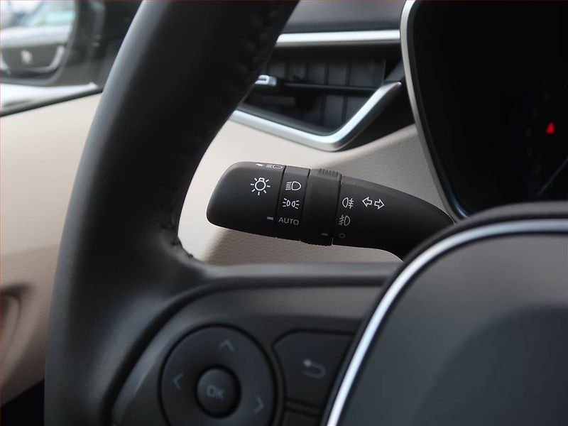 Toyota Corolla (2023) 1.5 VVT-i, Serv.kniha, Navi - fotka 16 z 19