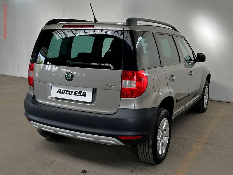 Škoda Yeti (2011) 1.2 TSi, Ambition, panor - fotka 4 z 15