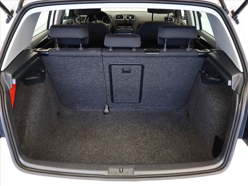 Volkswagen Golf (2012) 1.2 TSI, Tempomat - fotka 10 z 13