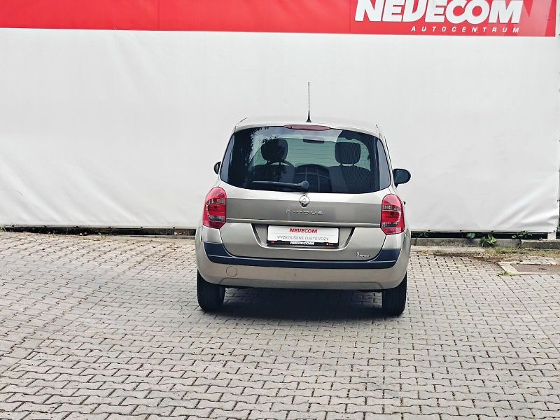 Renault Modus (2009) 1,2 16V 55 kW Alur - fotka 7 z 35