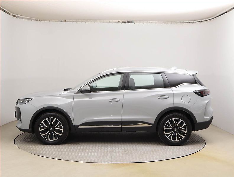 Chery Tiggo 7 (2026) 1.6 TGDI, LUXURY, Ad. tempomat - fotka 3 z 24